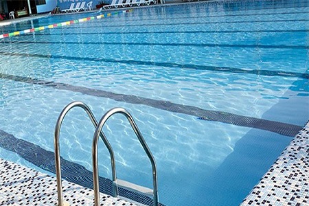  استخر سرپوشیده کوثر یکی از بهترین استخر های بیرجند